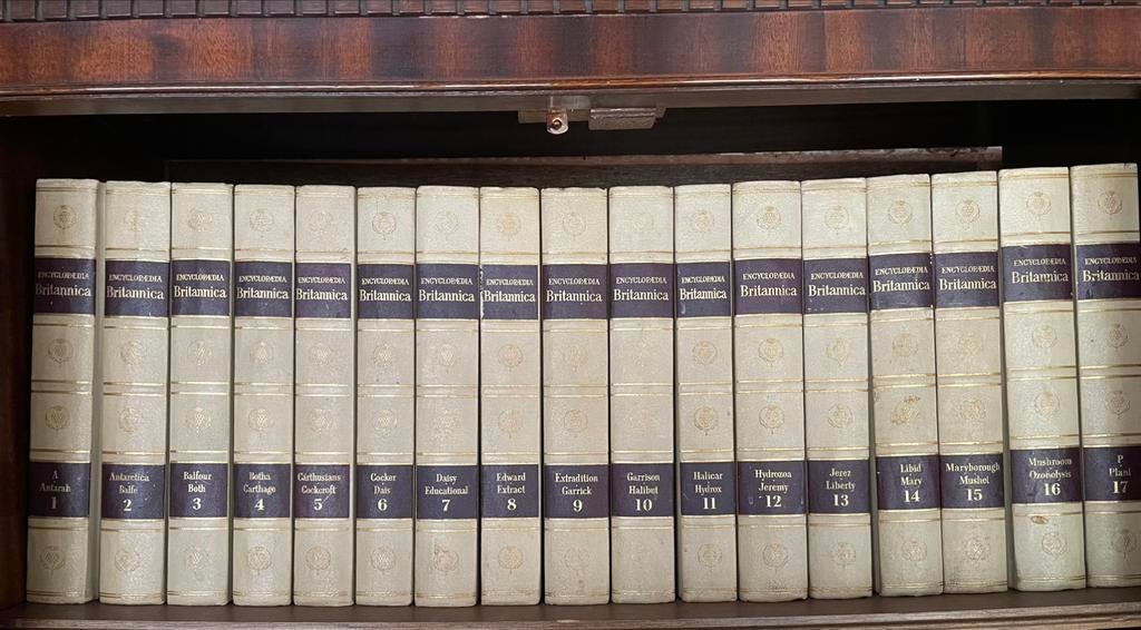 Oude collectie Britannica Encyclopedia, Boeken, Encyclopedieën, Ophalen of Verzenden