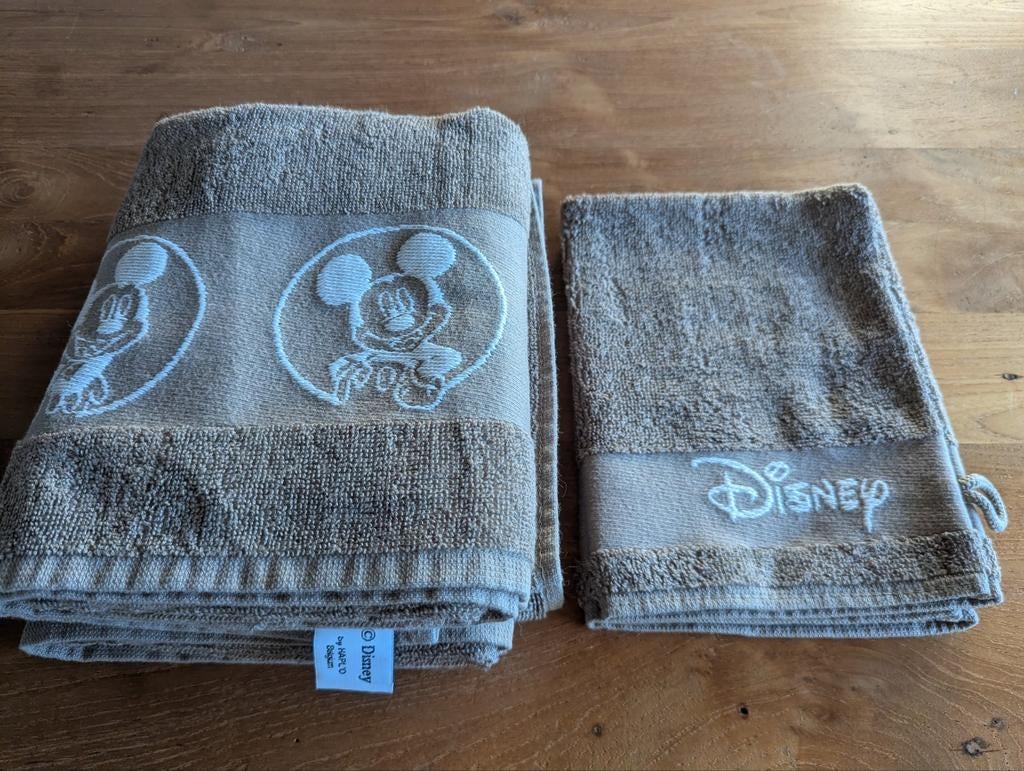 Lot 6 handdoeken Disney, Huis en Inrichting, Badkamer | Badtextiel en Accessoires, Ophalen