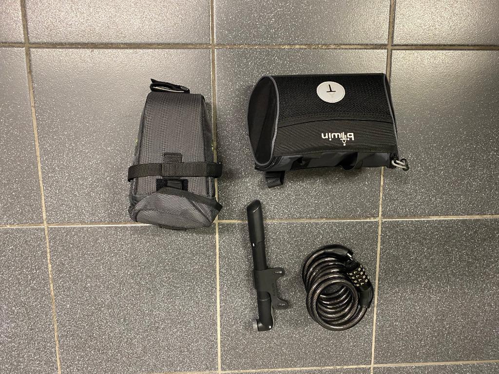 Set de Housse de protection pour vélo pliant à l'état neuf, Vélos & Vélomoteurs, Vélos | Vélos pliables, Enlèvement, Comme neuf