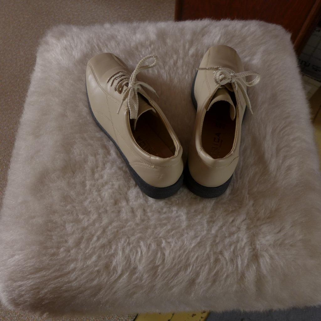 HIRICA NEUVES pointure 38, Kleding | Dames, Schoenen, Nieuw, Overige typen, Beige, Ophalen of Verzenden
