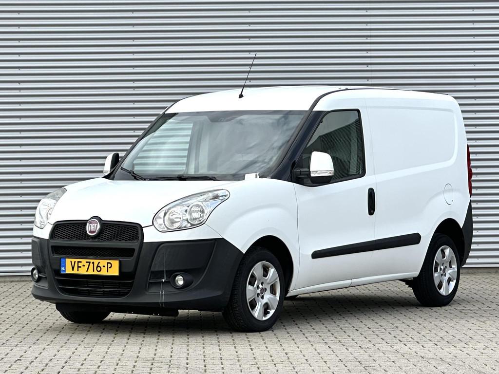 Fiat Doblò Cargo 1.3 MultiJet SX MARGE BTW VRIJ, Autos, Camionnettes & Utilitaires, Entreprise, ABS, Air conditionné, Alarme, Bluetooth