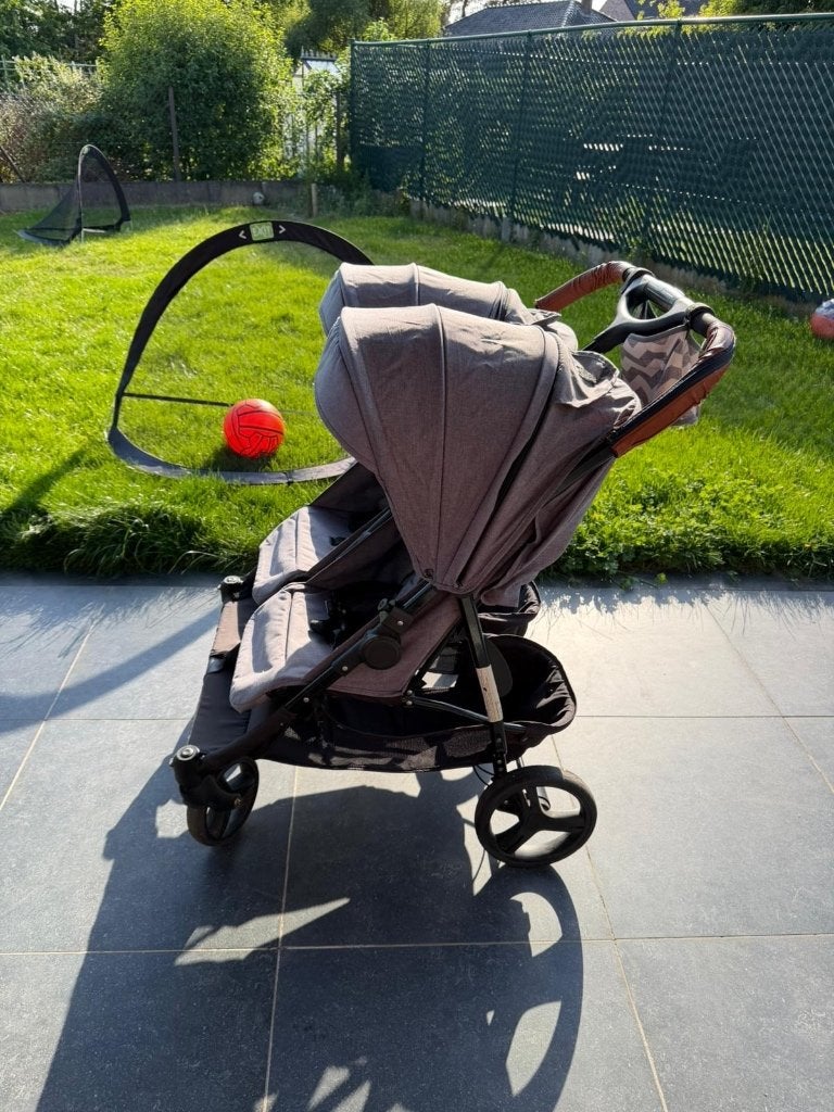 Dubbel buggy te koop, Enfants & Bébés, Buggys, Enlèvement, Utilisé, Modèle duo