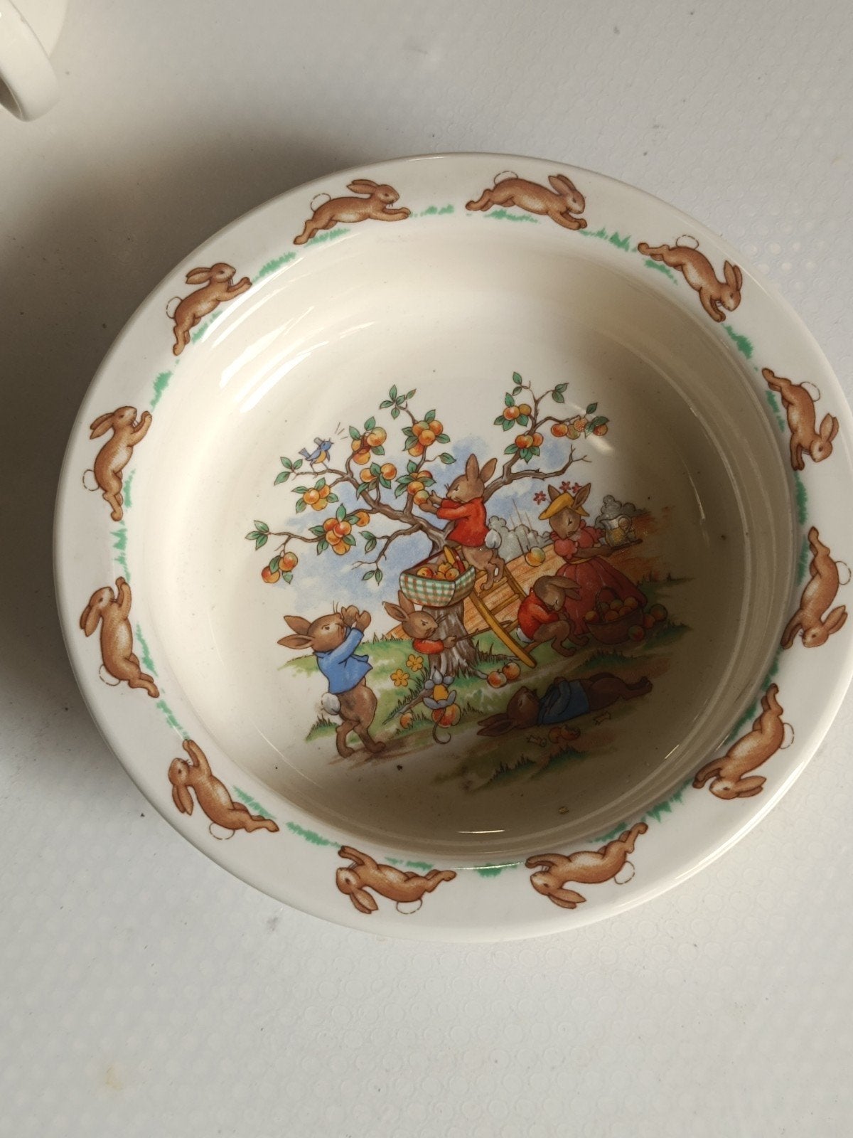 service royal Doulton, Enlèvement