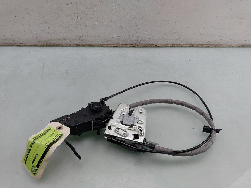 DIVERS VEROUILLAGE Tesla Model S (|100354900D|), Autos : Pièces & Accessoires, Germany_Sales@tesla.com, Utilisé, Autres marques automobiles