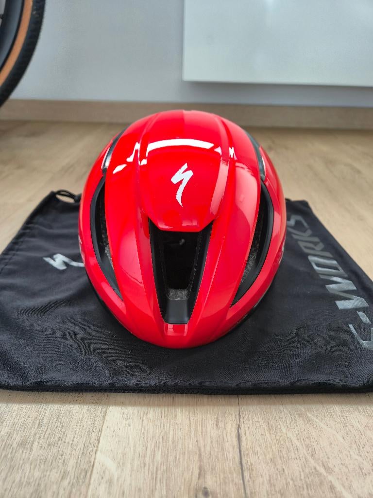 S-works Evade 3 maat S rood in nieuwstaat, Enlèvement ou Envoi, Comme neuf, S, Specialized s-works