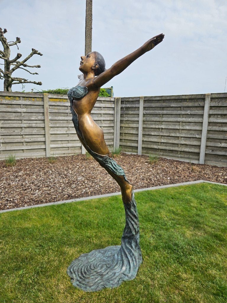 BRONZEN DAME 1,77 M H EN 1,20 M BR. spotprijs / zwembad?, Tuin en Terras, Ophalen of Verzenden, Zo goed als nieuw, Overige materialen