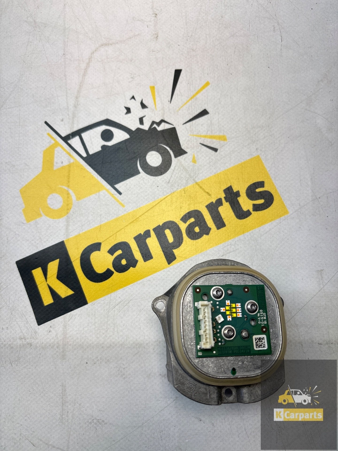 Module de phare Mercedes classe B GLA Original 1305715306, Fabrikant BV, Utilisé, Info@fabrikant.eu, Fabrikantstraat 1
1000 AA  Amsterdam, NL