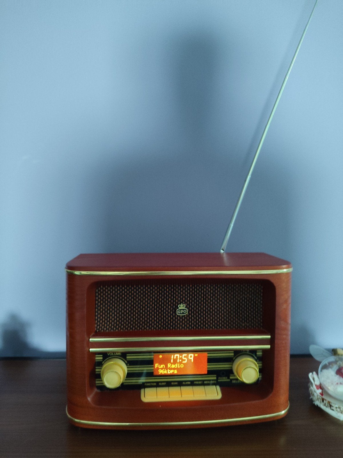 Radio GPO winchester, Radio