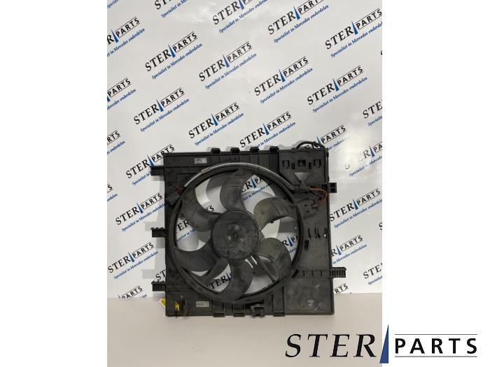 Ventilateur d'un Mercedes Vito, Autos : Pièces & Accessoires, 3 mois de garantie, Utilisé, -, -