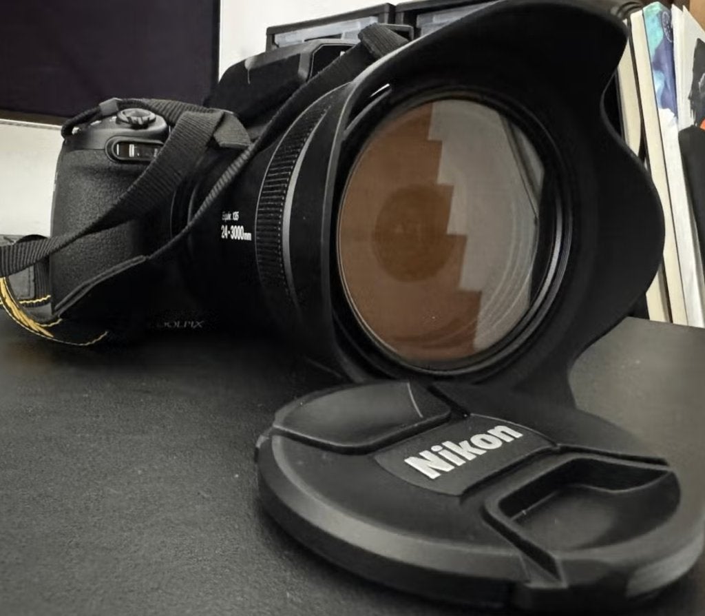 Nikon P1100 ultra zoom, Audio, Tv en Foto, Ophalen, Oplader, 16 megapixels, Zo goed als nieuw