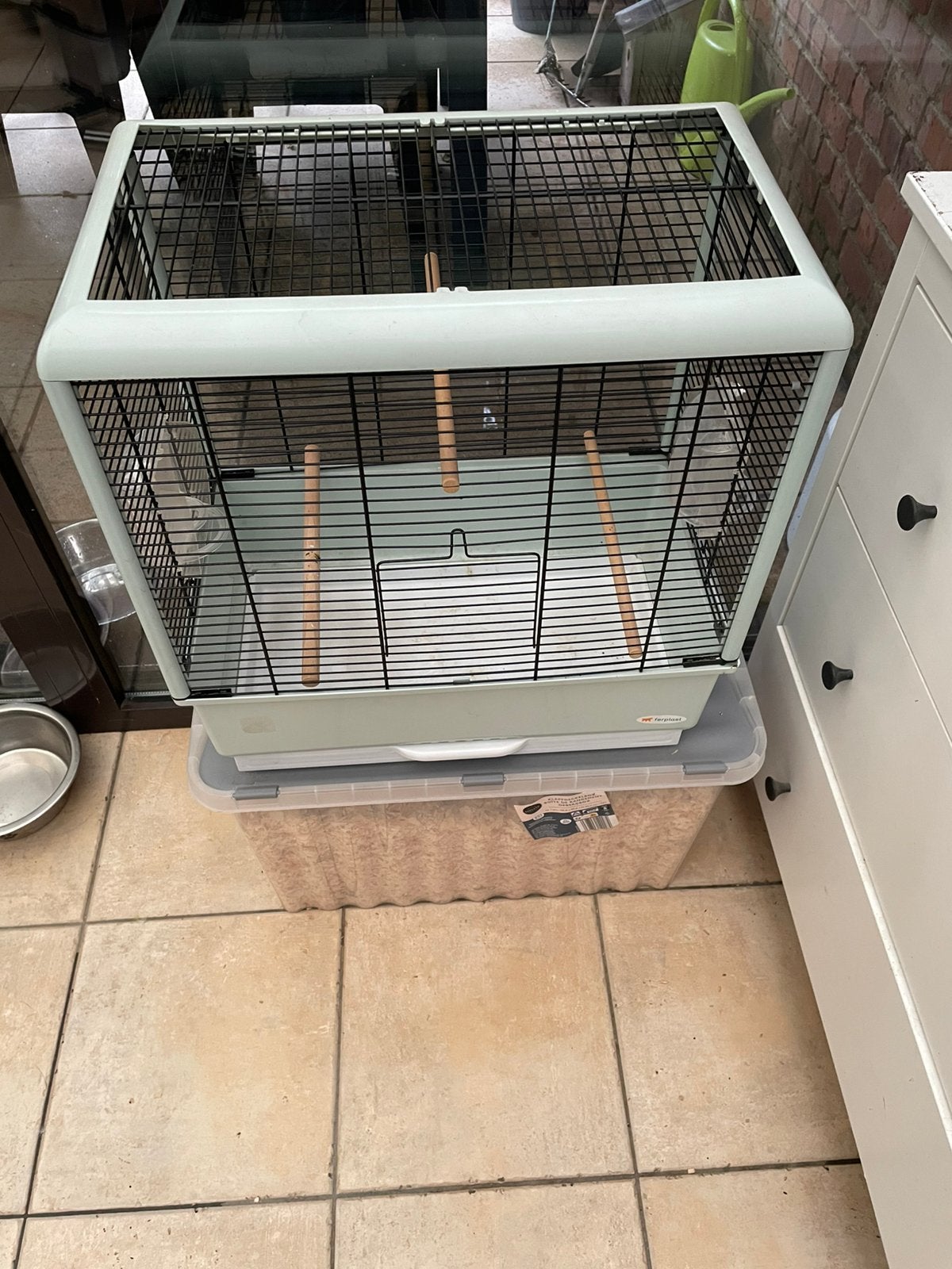 Te koop vogelkooi im heel goede staat is niks aan, Animaux & Accessoires, Oiseaux | Cages & Volières, Enlèvement, Comme neuf, Synthétique