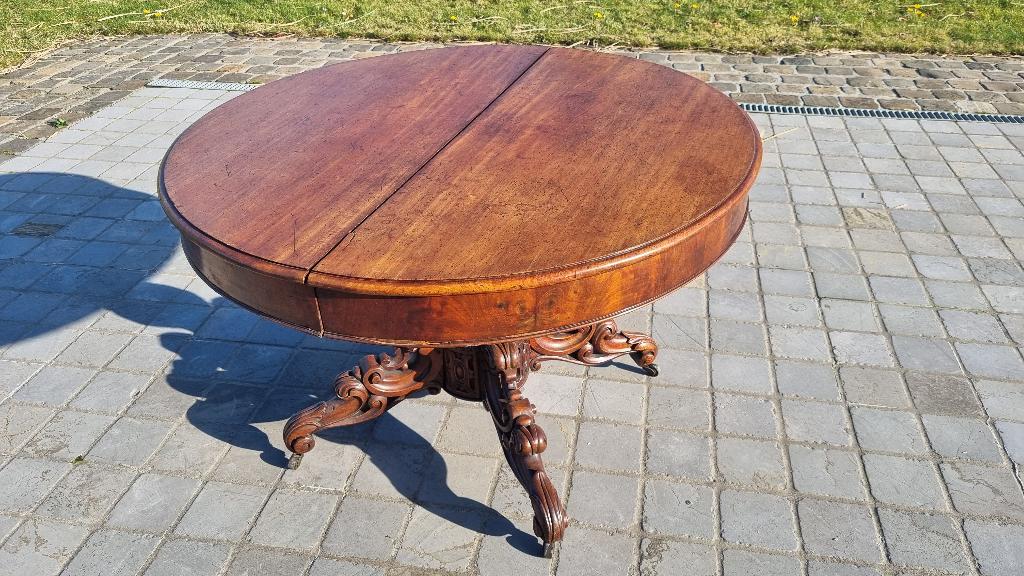 Uitschuifbare ronde-ovale eettafel 19de eeuw, Ophalen