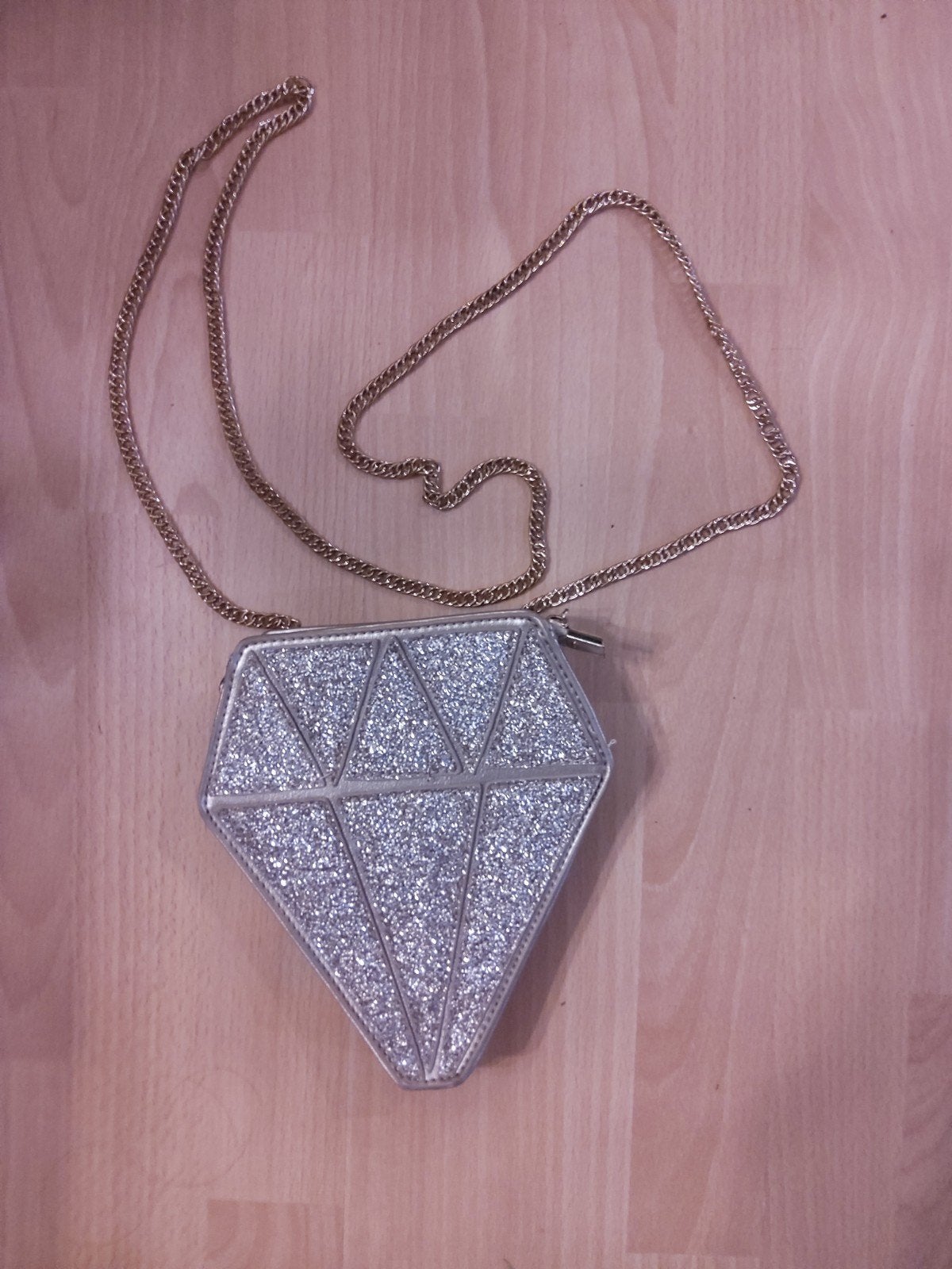 sac de fête en forme de diamant, Bijoux, Sacs & Beauté, Colliers, Enlèvement ou Envoi, Comme neuf, Or