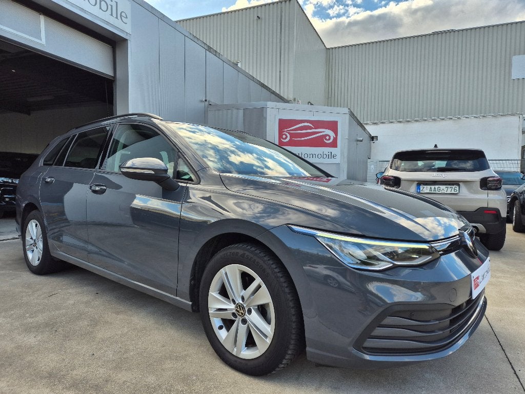 Volkswagen Golf 1.0 eTSI / HYBRID / DSG / 2023 !!, Auto's, Dealer onderhouden, Stof, Euro 6, Bedrijf