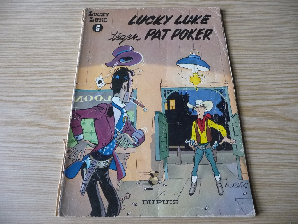 Lucky Luke 5. Lucky Luke tegen Pat Poker 1977 €1, Gelezen, Eén stripboek, Ophalen of Verzenden, Morris