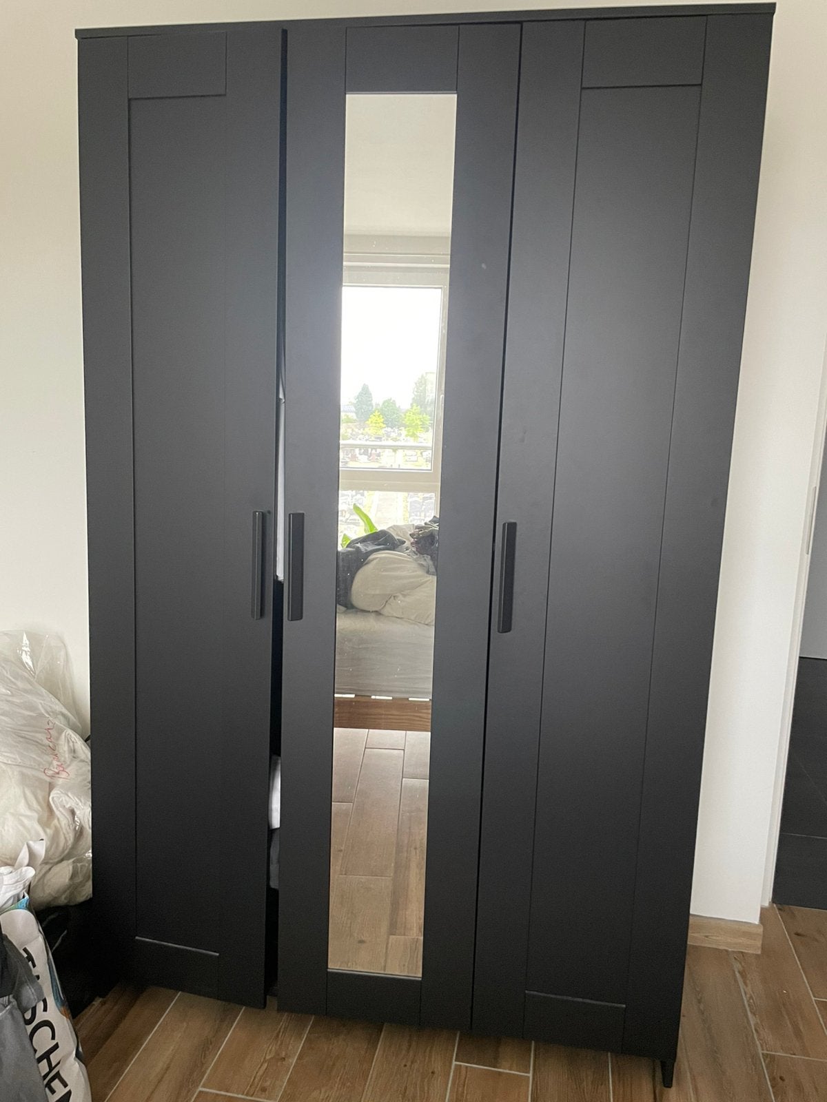 Ikea Brimnes 3-deurs kledingkast, Huis en Inrichting, Kasten | Kleerkasten, Ophalen, Zo goed als nieuw