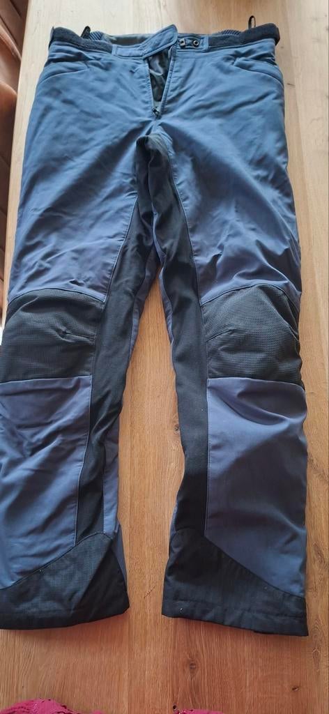 Motorbroek nieuw, Ophalen