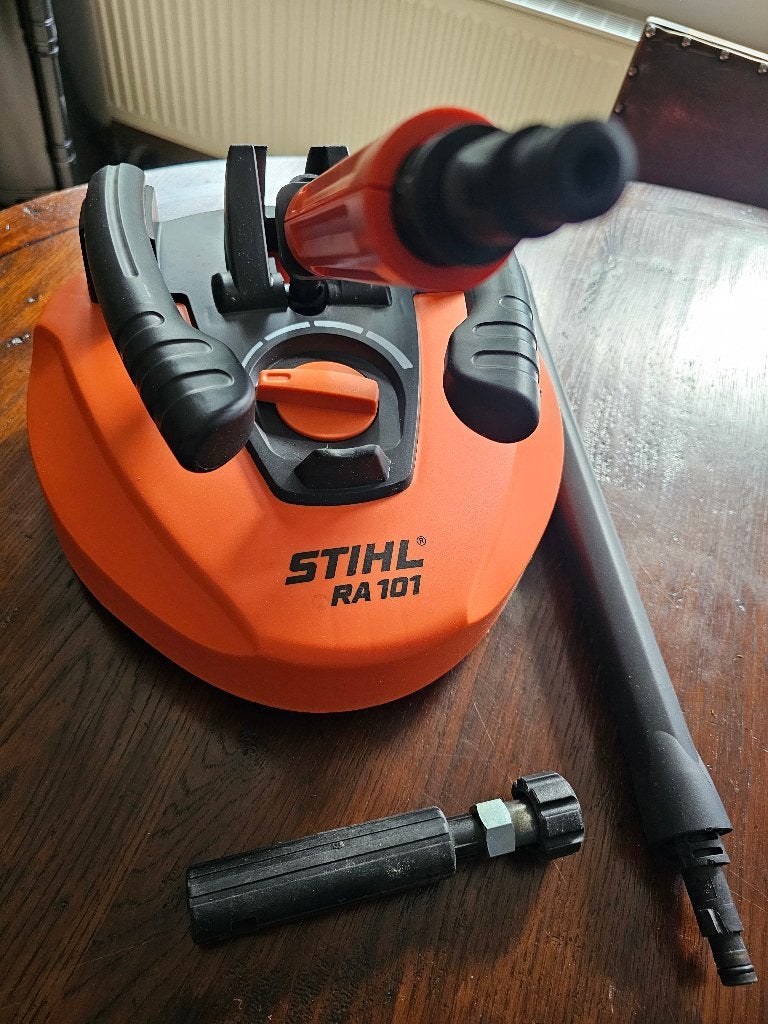 Stihl terrasreiniger, Enlèvement