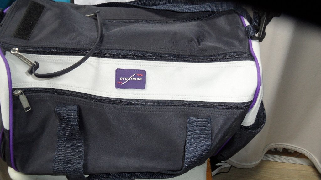 av sacs de sport long 40cm, Verzamelen, Overige Verzamelen, Ophalen, Zo goed als nieuw