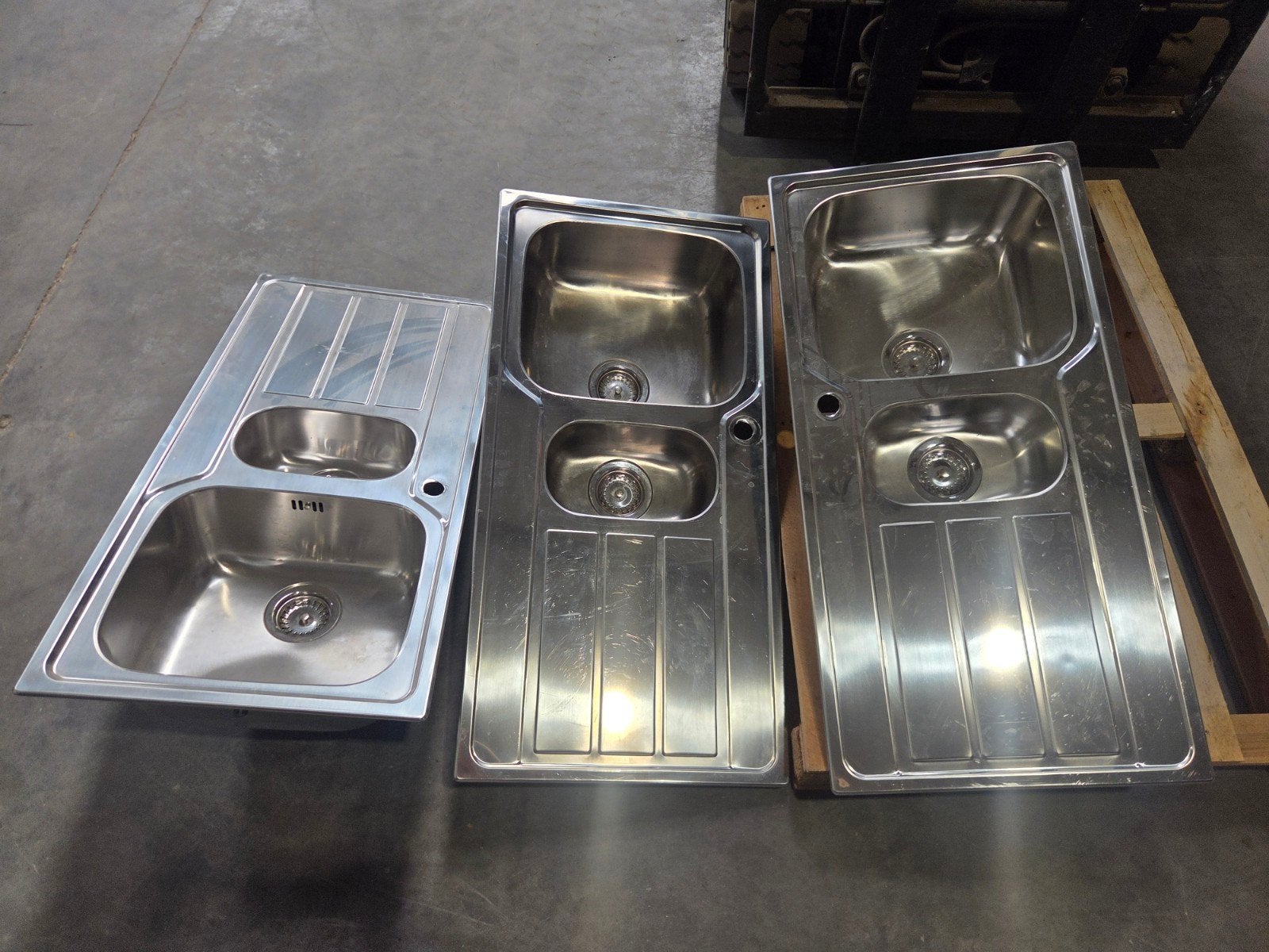 Spoelbakken / wastafel (3 stuks), Ophalen, Zo goed als nieuw, Inox, Wastafel
