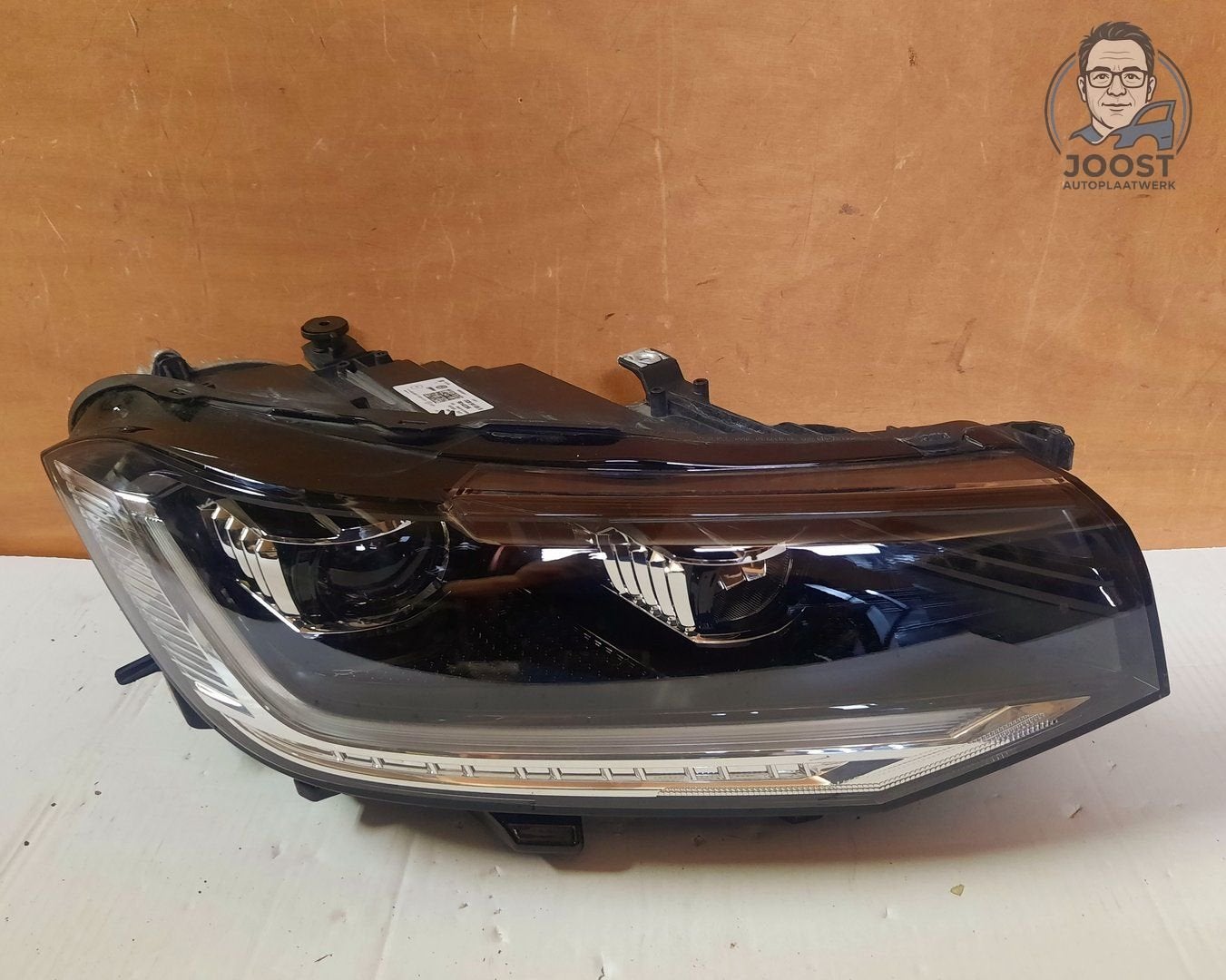 Koplamp rechts full LED VW T-Cross v.a 2018 2GM941036B, Gebruikt, Herkomst onderdeel bekend, Ophalen of Verzenden, -Volkswagen AG