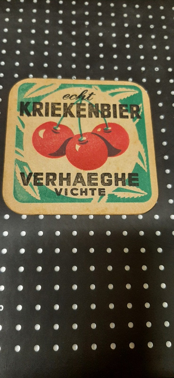 Oud bierviltje brouwerij Verhaeghe Vichte kriekenbier, Ophalen