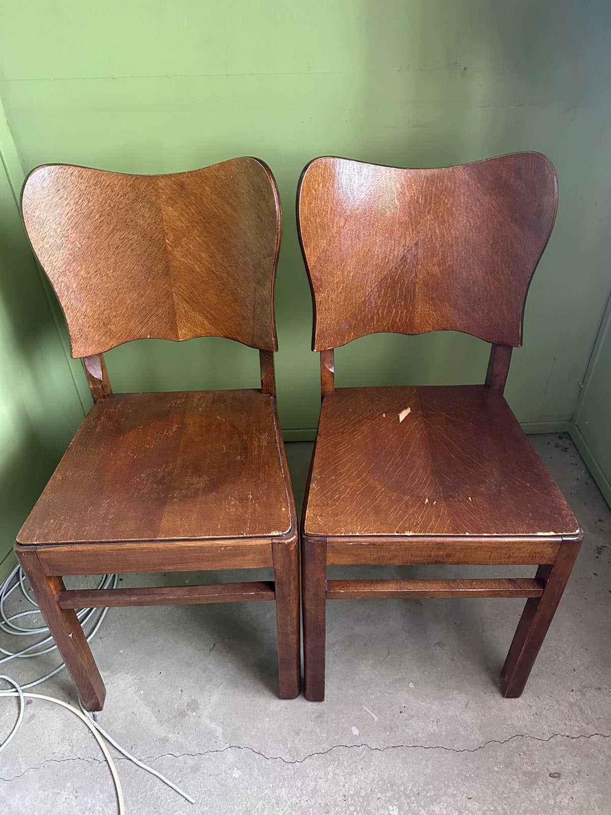 Vintage bruine houten stoelen, Ophalen