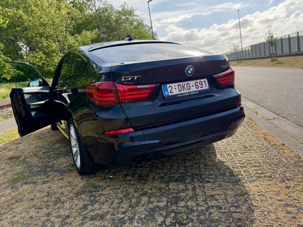 BMW 530d GT M Pack — Volledige opties Klaar voor registratie, Auto's, Automaat, Blauw, Leder, Diesel