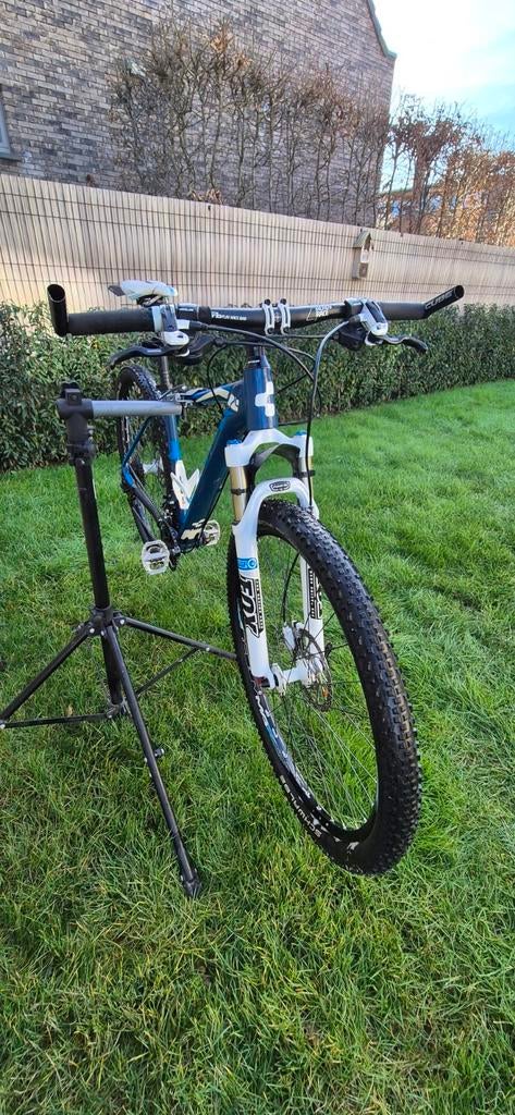 CUBE
type Reaction Pro 29 - Hardtail, Autres marques, 49 à 53 cm, Enlèvement, Utilisé