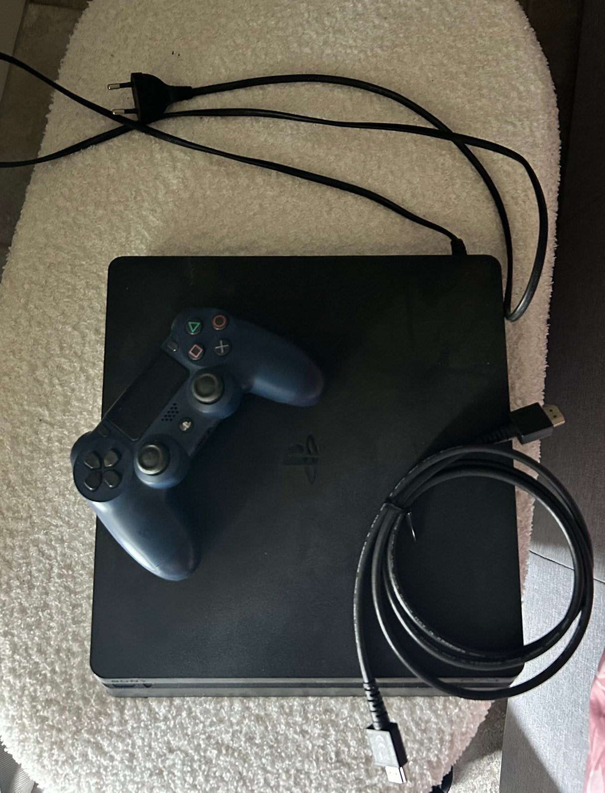 Pack PS4 + 13 games + controller + kabels - Zeer goede staat, Ophalen of Verzenden, Zo goed als nieuw