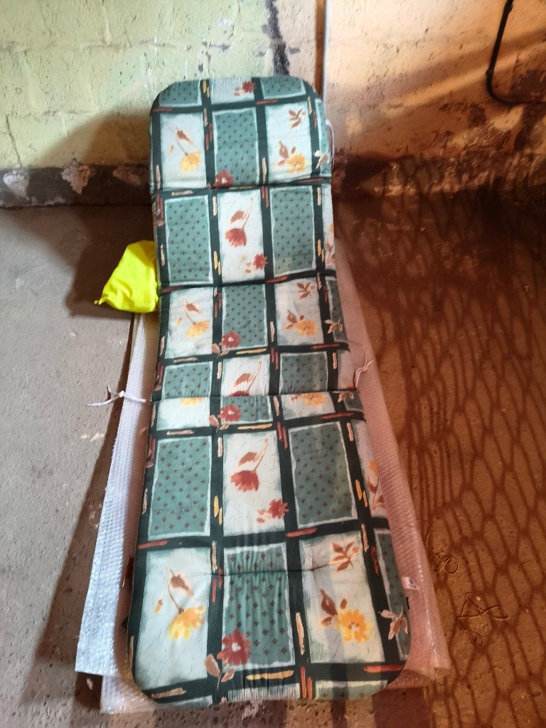 Twee tuinkussens, Tuin en Terras, Tuinmeubel-accessoires, Ophalen, Gebruikt