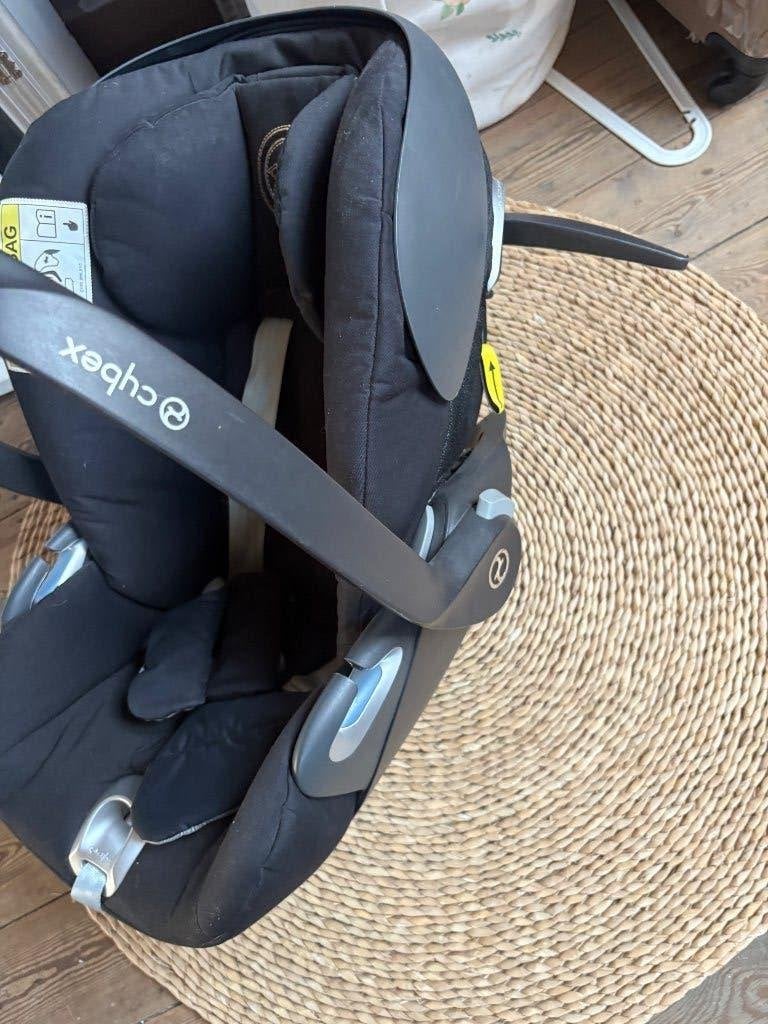 Cybex maxi cosi black, Autres marques, Autres méthodes, Enlèvement, Utilisé