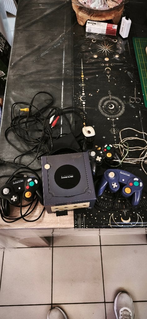 Nintendo GameCube + 6 jeux + 3 manettes – Très beau lot, Ophalen, Gebruikt, Overige kleuren, Met games