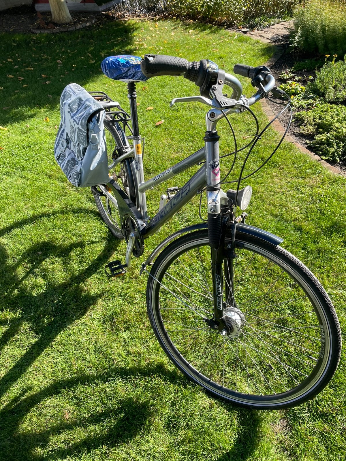 Damesfiets 28” , volwassene, Fietsen en Brommers, Ophalen, 28 inch, Gebruikt, Velgrem