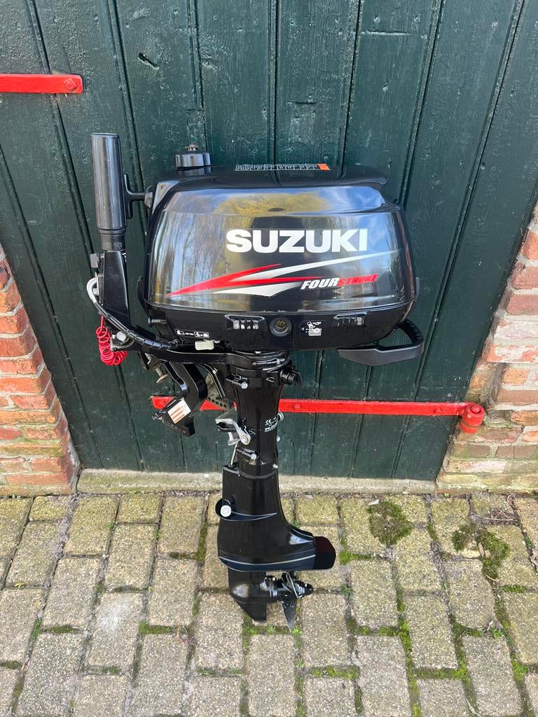 buitenboordmotor Suzuki 6pk 4takt, 5 à 10 ch, Comme neuf, Enlèvement, Moteur hors-bord