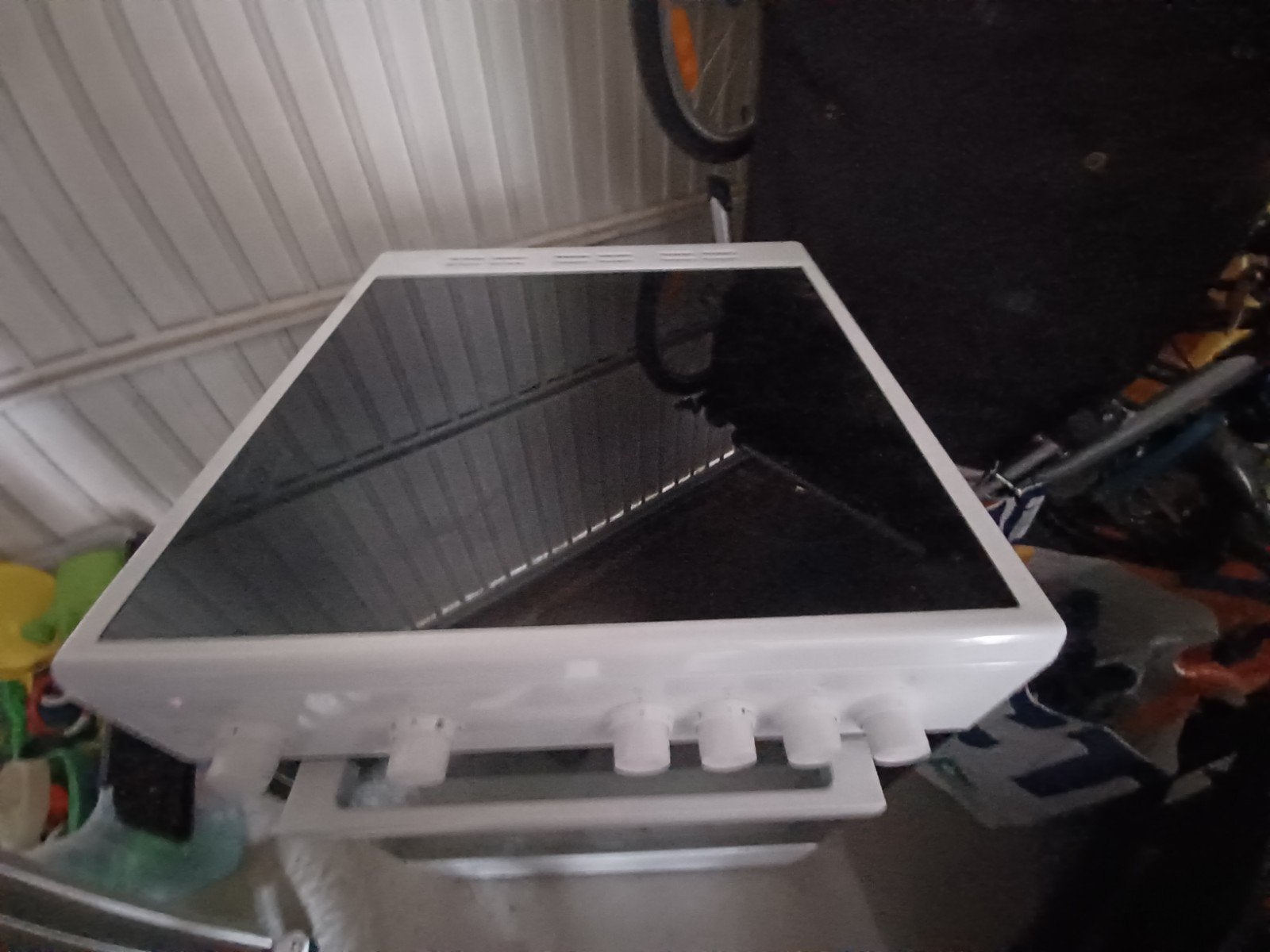 elektrisch vuur met oven. wit,merk Beko. Nr FSM67010GW., Ophalen, Wit, 50 tot 100 cm, Zo goed als nieuw