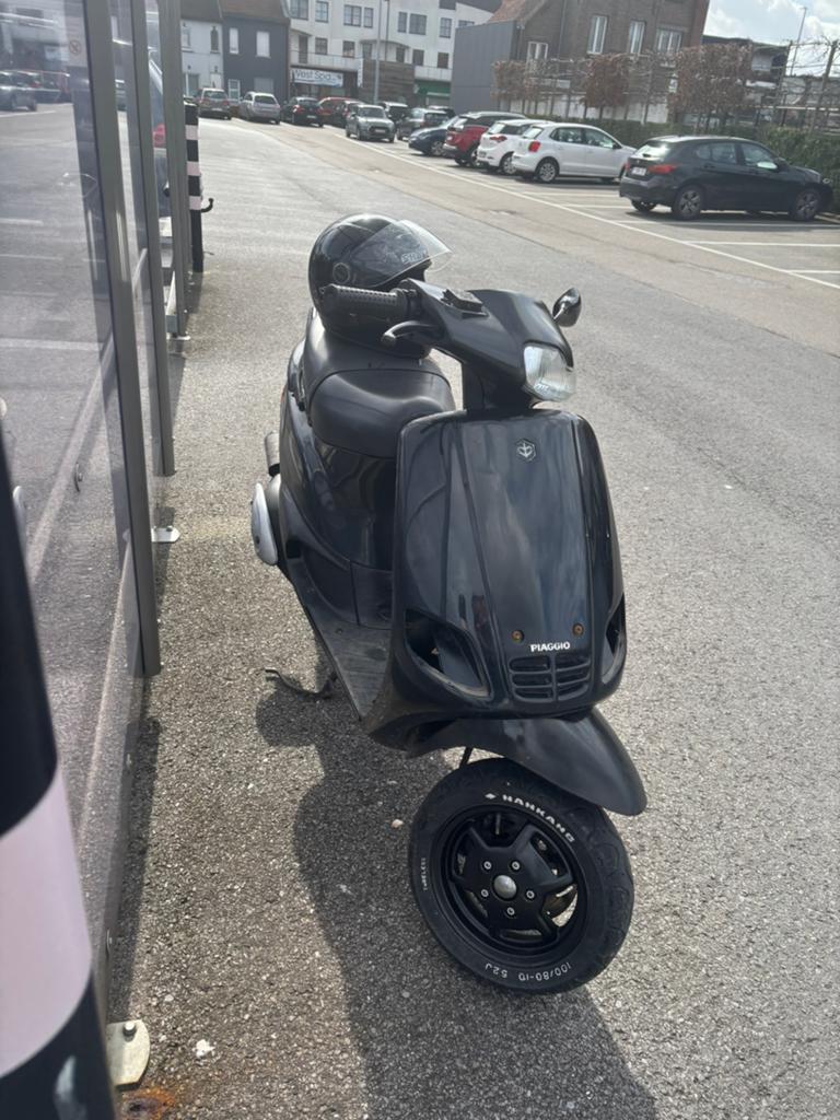 piaggio type 2 b klasse alle papieren, Fietsen en Brommers, Ophalen, Zo goed als nieuw