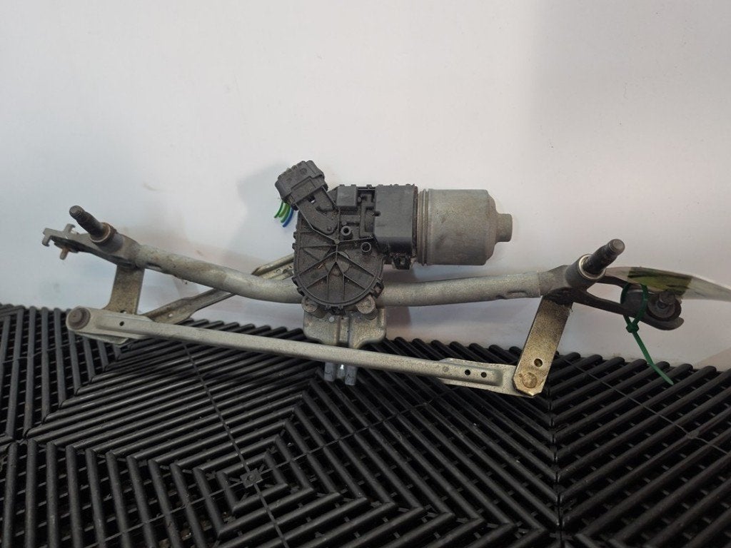 RUITENWISSER MECH + MOTOR Partner (GC / GF / GG / GJ / GK), Auto-onderdelen, Robert Bosch AG, Gebruikt, Robert-Bosch-Allee 1
74232  Abstatt, DE