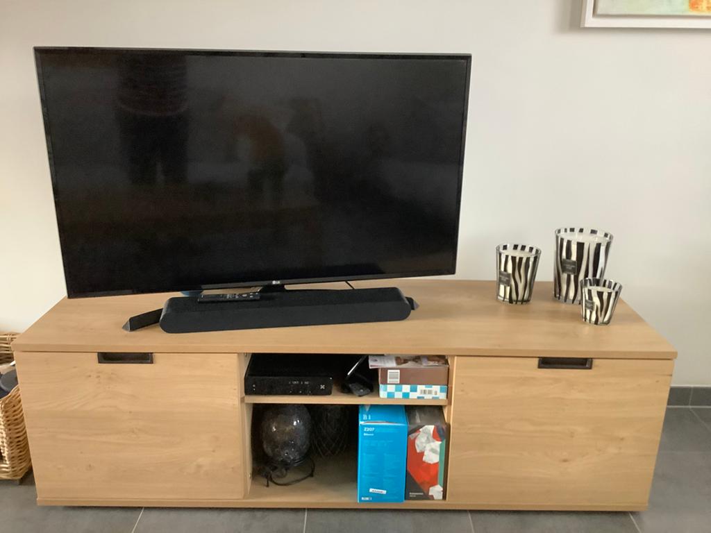 Tv meubel, Ophalen, 150 tot 200 cm, Zo goed als nieuw, Minder dan 100 cm
