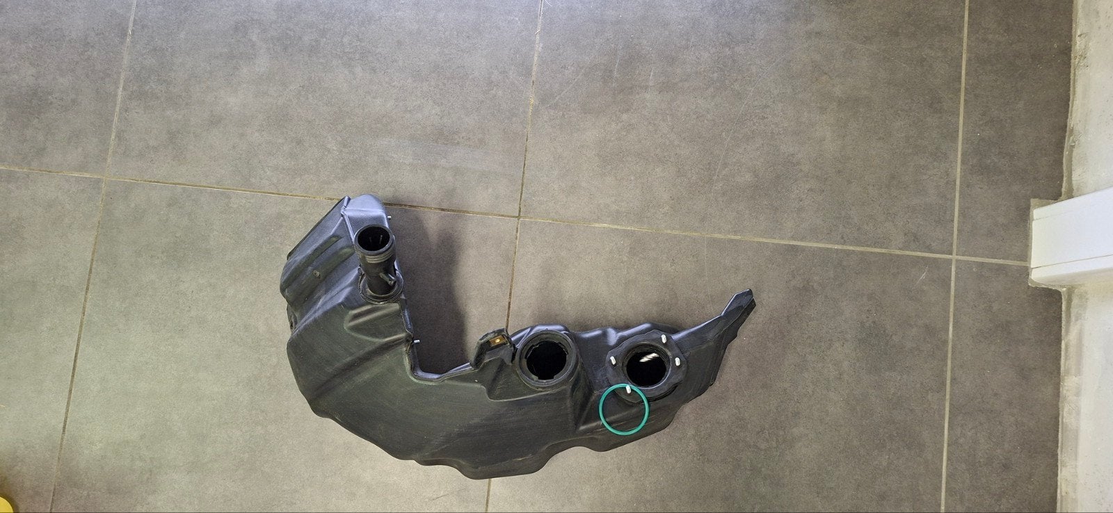 Vends réservoir d'essence d'origine pour Vespa GTS 125, Ophalen, Benzine