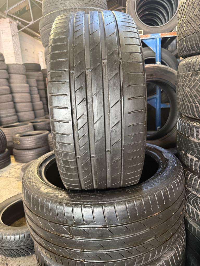 275/40/21 Kumho avec montage et équilibrage, Enlèvement