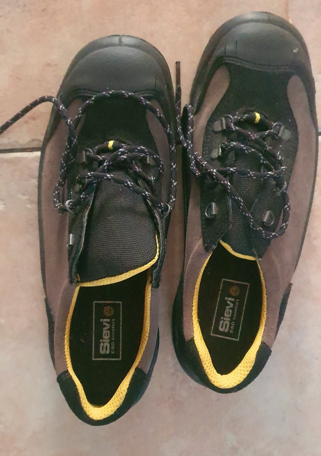 chaussures de sécurité, Enlèvement