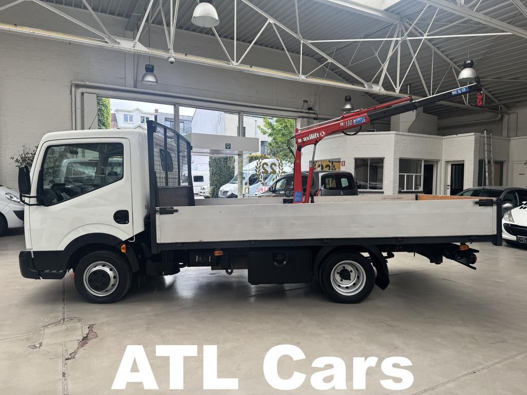 Nissan CABSTER 2.5D | Open Laadbak | Kraan | 3500kg Trekverm, Autres modèles, Achat, Entreprise, 3 places