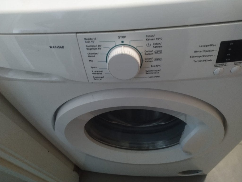 Wasmachine, 1200 à 1600 tours, 6 à 8 kg, 85 à 90 cm, Programme lavage à la main