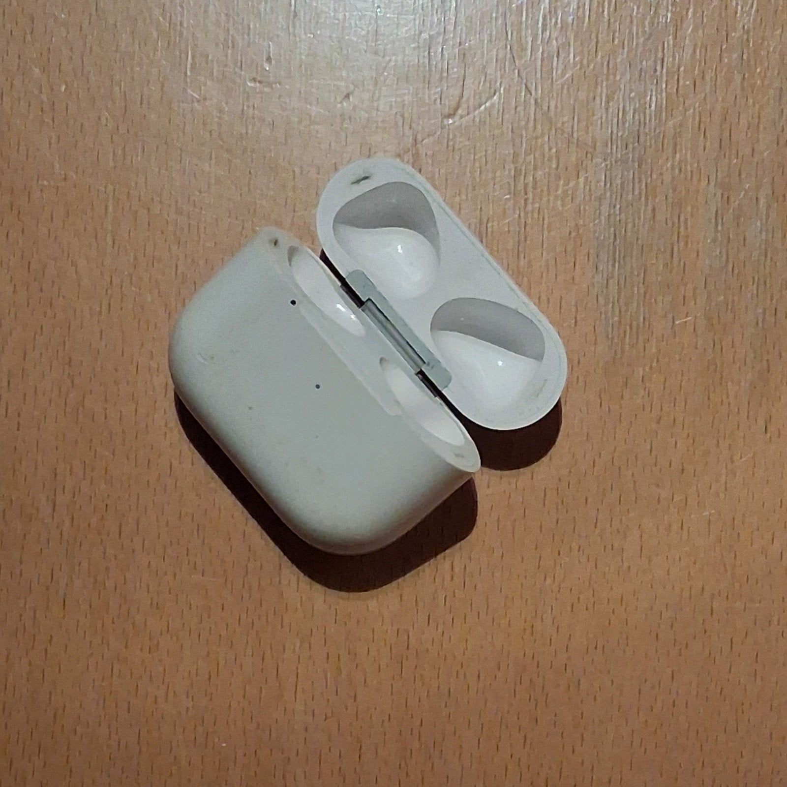 Étui de chargement pour iPhone Airpods, Télécoms, Téléphonie mobile | Écouteurs, Utilisé, Intra-auriculaires (In-Ear), Apple, Blanc