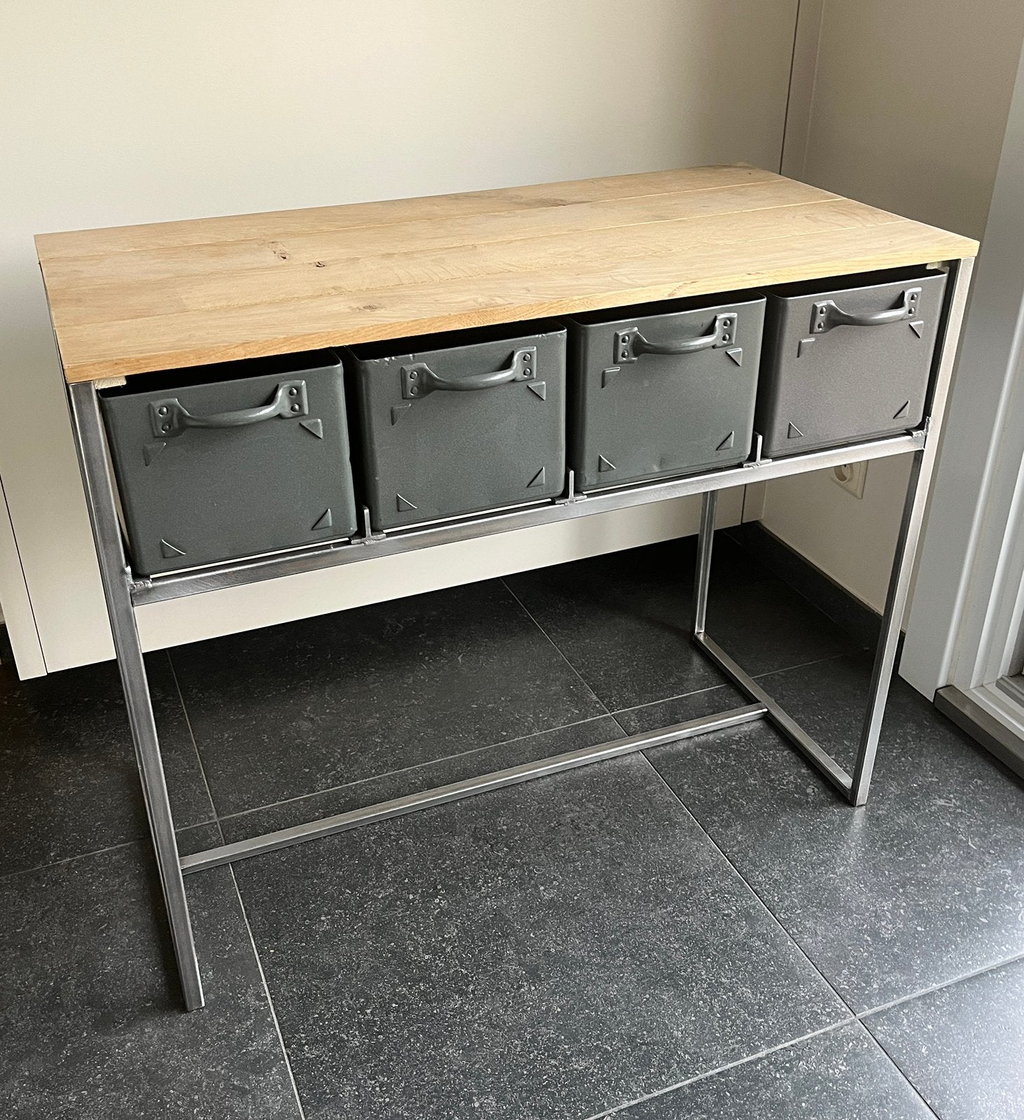 Industriële tafel, Vintage, Ophalen, Zo goed als nieuw, Metaal