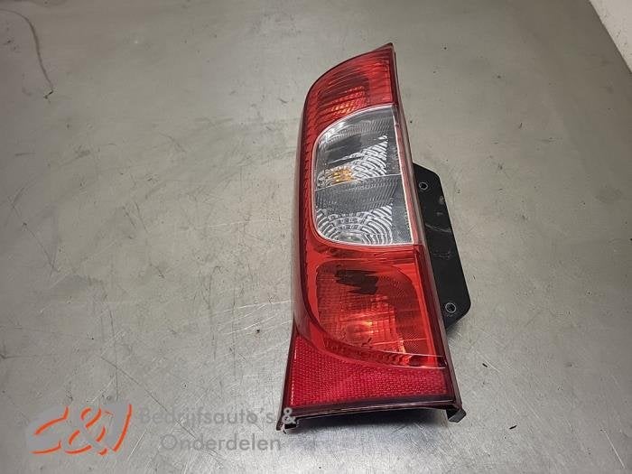 Feu arrière gauche d'un Citroen Nemo, Autos : Pièces & Accessoires, Éclairage, -, 3 mois de garantie, Utilisé, -