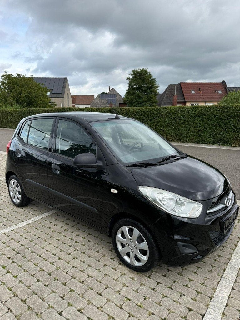 hyundai i10, airco, weinig km's met keuring, Auto's, Voorwielaandrijving, Stof, Zwart, Particulier