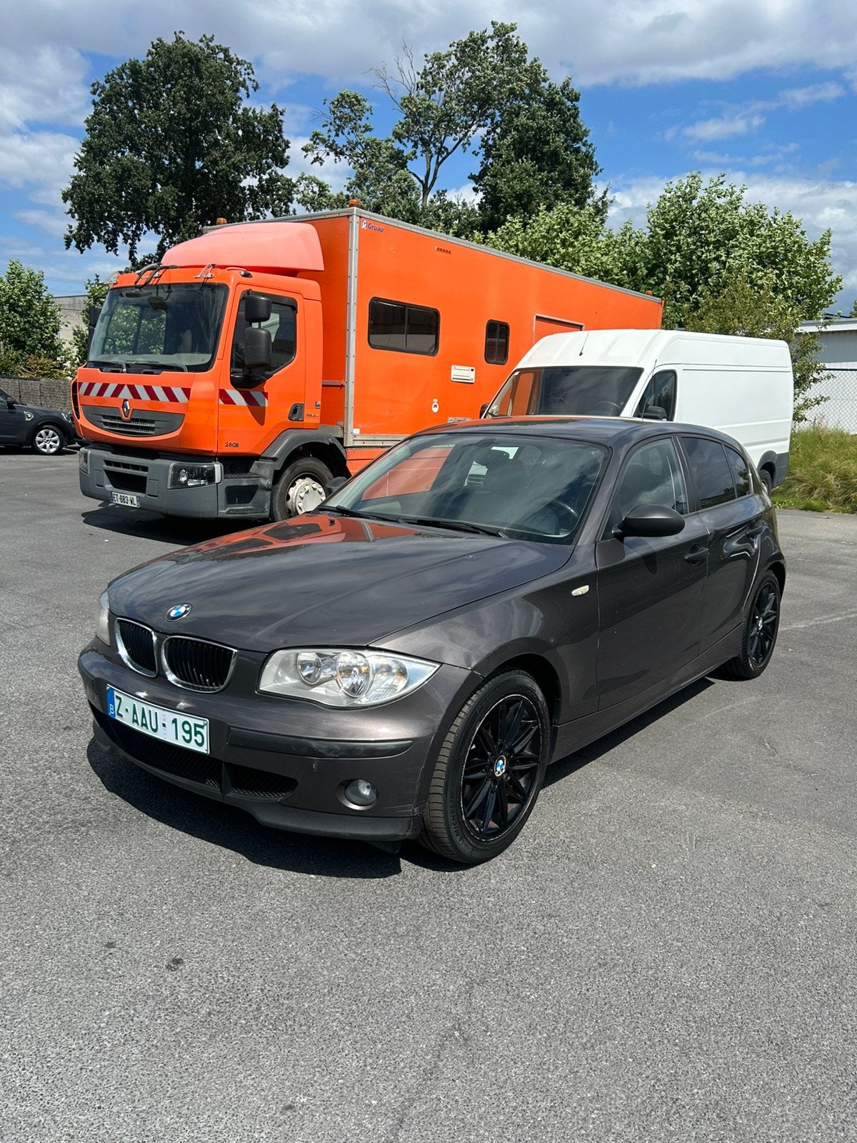 BMW E87 2005 116i 5d HAVANNA metallic start en rijd goed, Auto's, BMW, 4 deurs, Beige, 4 cilinders, Bruin