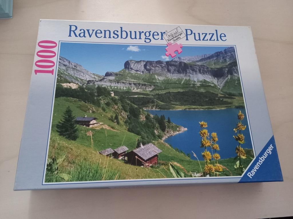 Puzzle Ravensburger 1000 pièces - Lac de Roselend, Alpes, Hobby & Loisirs créatifs, Sport cérébral & Puzzles, Utilisé, Puzzle